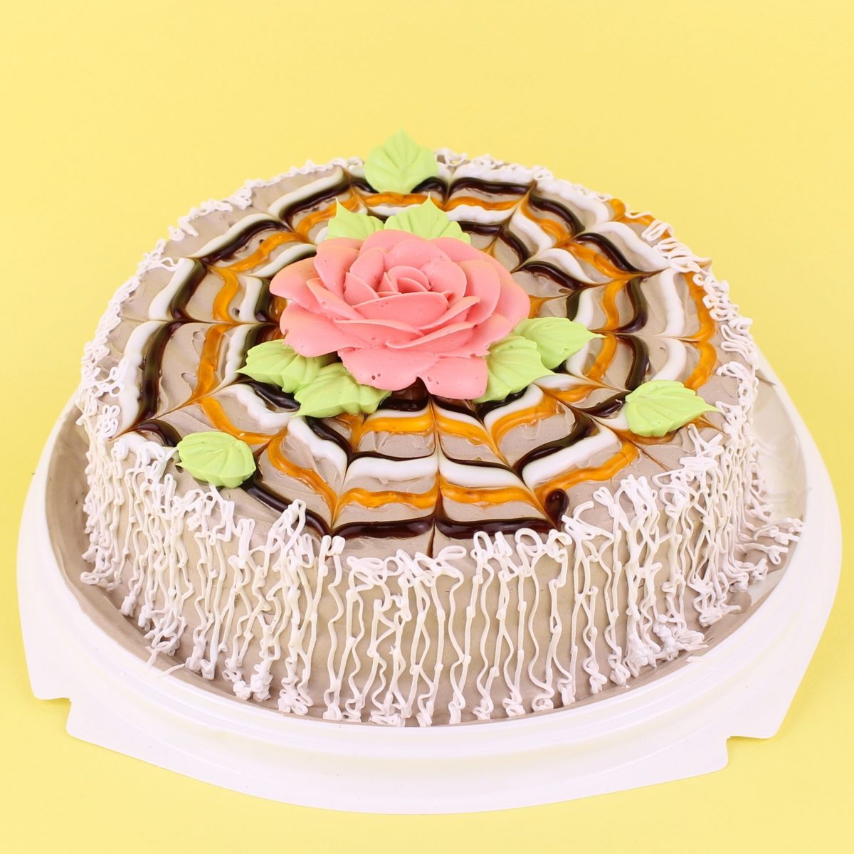 Торт Экзотика (персик и карамель)